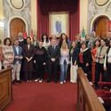 Colectivos de mujeres acompaan al Ayuntamiento de Badajoz en el acto institucional por 8M