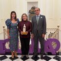 Ayuntamiento Cceres premia a Mara Victoria Hernndez por apoyo a mujeres ms vulnerables