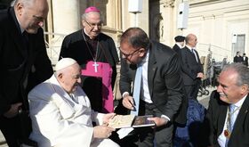 El Papa recibir a los alcaldes de Mrida y Cceres junto al resto del GCPHE