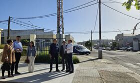 El alcalde de Cceres visita Las Capellanas ante inminente inicio de campaa de asfaltado