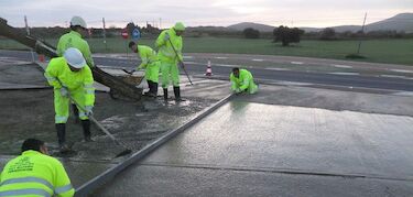 El paro baja en 7.500 personas en 2025 en Extremadura y se crean 19.000 empleos