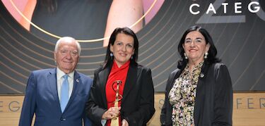 La cacereña Paula Salamanca es reconocida en los III Premios Nacionales de Enfermería La cacereña Paula Salamanca es reconocida en los III Premios Nacionales de Enfermería