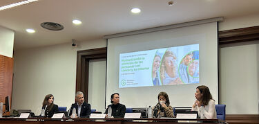 La AECC presenta en Mérida un modelo de atención al cáncer más humano e integral