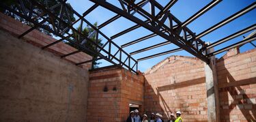 La presidenta de la Diputación visita obras que amplían Escuela de Música de Villafranca
