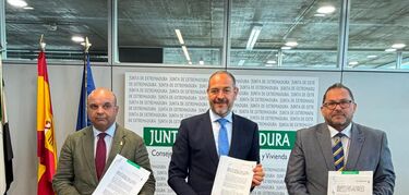 Junta y colegios Abogacía amplían asesoramiento jurídico a afectados por ocupación ilegal