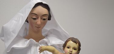 Virgen de la Piedad de Almendralejo recupera parte de imagen histórica tras restauración
