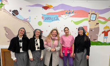 Las Lavanderas de Cáceres acercan la tradición popular a los más jóvenes 