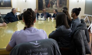 Diputación Cáceres respalda al voleibol femenino como 