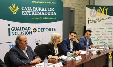 Junta y Caja Rural se alían para multiplicar el impacto del programa Igualdad + Deporte