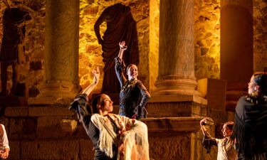 Teatro Romano Mérida es cortijo andaluz para Electra Jonda que une tragedia y flamenco