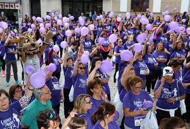La Carrera de la Mujer de Arroyo de la Luz reúne a unas 1.500 participantes