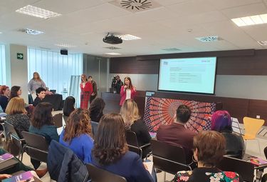 Rosiña destaca Estrategia EME para reforzar empoderamiento de las mujeres en Extremadura