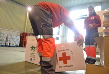 Más del 70% de las personas que solicitan ayuda a Cruz Roja en Extremadura son mujeres