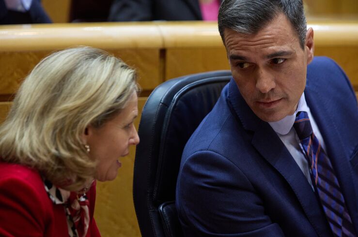 Pedro Snchez anuncia que sigue el frente del Gobierno con ms fuerza si cabe