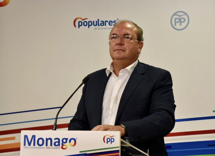 Monago insta al PSOE a volver al pacto constitucional en materia educativa