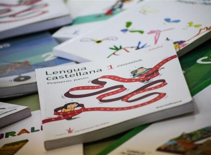 Junta otorga 949612 euros ayudas para libros texto y material escolar centros concertados