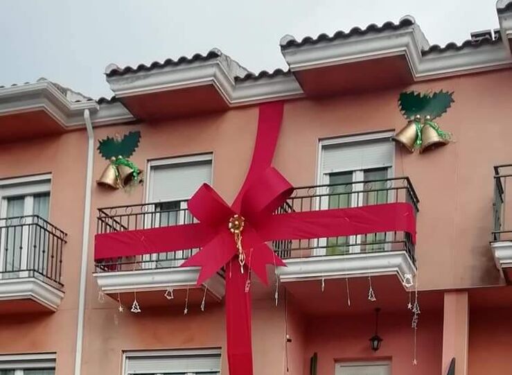 Ms de 50 domicilios de Mrida participan en el concurso navideo decoracin de fachadas
