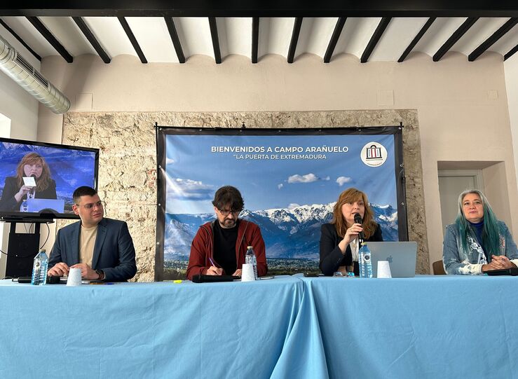 La Junta de Extremadura busca fomentar el turismo natural en torno al lince ibrico