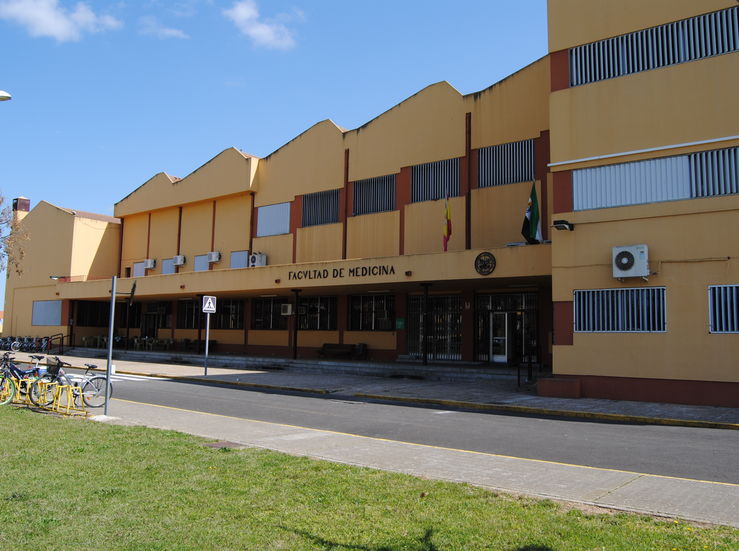 Facultad de Medicina de Badajoz incluir Ciencias de la Salud en su nueva denominacin