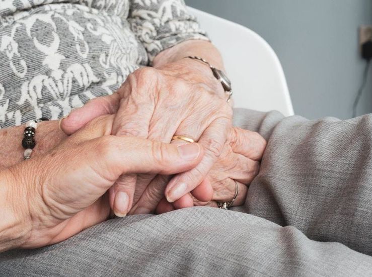 El IMAS de Cceres crea un proyecto para ayudar a las personas mayores yo dependientes