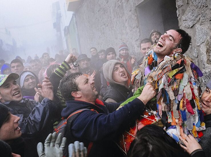 Fotolibro Alma y Memoria recoger celebraciones extremeas de mayor raigrambre y tradicin