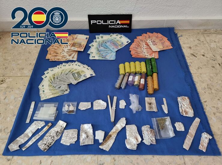 Tres detenidos por regentar un punto de venta de droga en el Cerro de Reyes de Badajoz