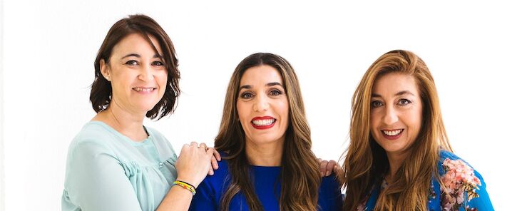 Tres extremeas crean una marca de cosmticos basada en productos naturales