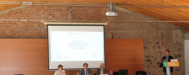 En Extremadura hay 112000 hogares unipersonales de ellos 48000 son mayores de 65 aos