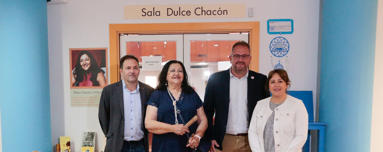 Dulce Chacn nombre para la sala principal de la Biblioteca Municipal Juan Pablo Forner 