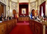 Pleno Ayuntamiento Badajoz aprueba mocin por Da de la Mujer con el voto en contra de Vox