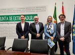 La distribuidora iDE de Iberdrola presenta a Junta su plan de inversiones en Extremadura