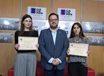 Alicia Mario Premio pera Prima de UEx con trabajo sobre el humor y arte en los memes