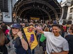 Vecinos de la Ciudad Monumental de Cceres impulsan campaa para reciclaje en el Womad