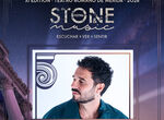Antoito Molina cuelga cartel de entradas agotadas en el StoneMusic Festival de Mrida