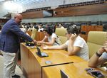 40 usuarios del Centro Nuestra Seora de la Luz de Badajoz visitan la Asamblea 