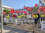 CCOO se concentra para reclamar una solucin al impago de nminas en centros de transporte