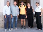 Manuel Caldern culmina en Mrida su recorrido 2300 km a pie para difundir Extremadura 