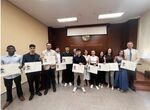 Caja Rural de Extremadura premia la excelencia acadmica de diez estudiantes de la UEX