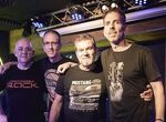 Elep Band revive grandes xitos del pop y rock espaol en la terraza del Lpez de Ayala