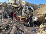 Bomberos Diputacin Badajoz centran bsqueda supervivientes en una urbanizacin turstica