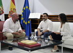 Naharro recibe a representantes de USO Extremadura para tratar vas de colaboracin 
