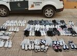 Intervienen ms de cien pares de zapatos deportivos falsificados en Almendralejo
