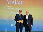 Cceres recibe el galardn como mejor destino cultural otorgado por la revista Viajar