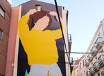 JM Brea crea mural en Cceres encargado por Remudarte sobre inclusin y reciclaje textil