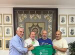 Cofrada de la Virgen de la Montaa de Cceres dona material sanitario a la Asociacin ELA