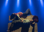 La comedia multidisciplinar Caos recala este domingo en el Festival de Teatro de Badajoz