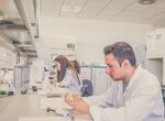 El 782 de los titulados de la UEx en el curso 20222023 tiene trabajo