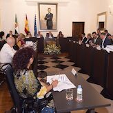 Comisin de Reto Demogrfico de la FEMP se rene en la Diputacin de Cceres