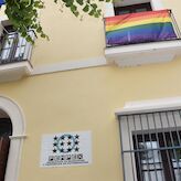 Sede Fempex luce una bandera arcoris como respaldo a una sociedad sin discriminacin