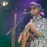 El cantante del do Antlopez Miguel ngel Mrquez pregonero del Carnaval Romano 2025